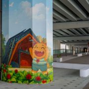 東區吉祥物「東東」遊覽東區人氣景點的圖案